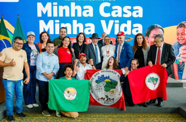 Anúncio histórico de 85 mil moradias fortalece a agricultura familiar